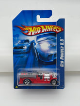 Load image into Gallery viewer, Hot Wheels Old Number 5.5 (Red)
