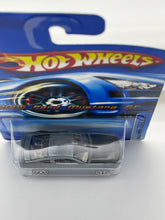 Load image into Gallery viewer, Hot Wheels ‘05 Ford Mustang GT
