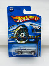 Load image into Gallery viewer, Hot Wheels Shelby Cobra 427 S/C
