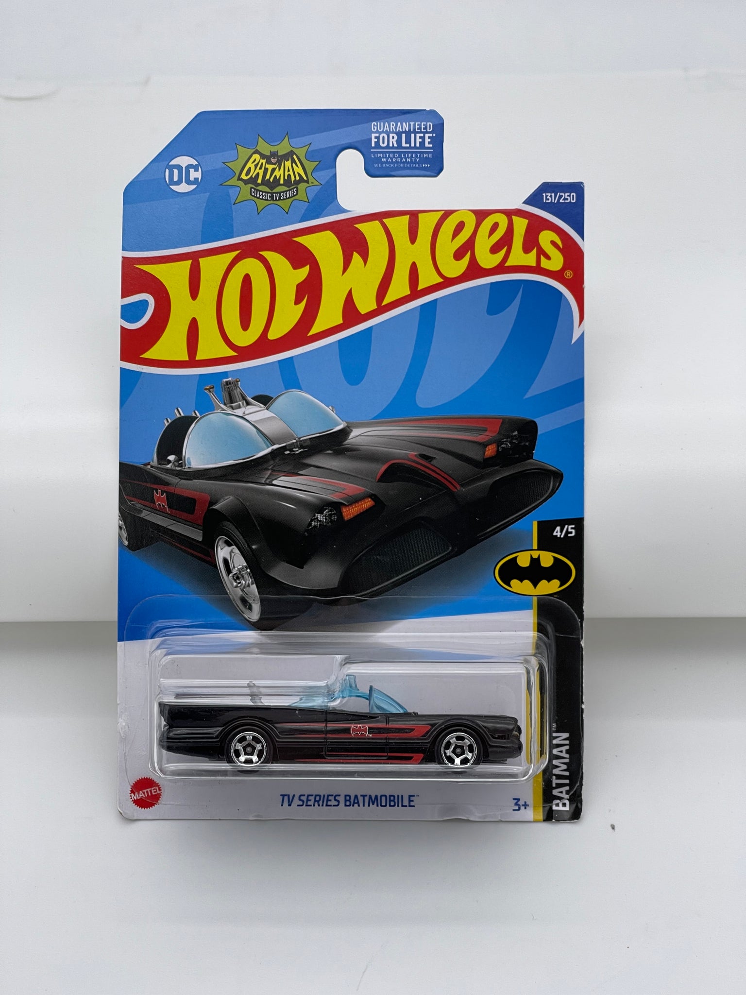 DieCast Hot Wheels Batmobile (Blue) - DC Batman 4/5