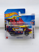 Load image into Gallery viewer, Hot Wheels Runway Res-Q (Short Card)
