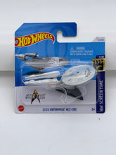 Load image into Gallery viewer, Hot Wheels U.S.S. Enterprise NCC-1701 (Short Card)
