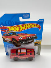 Load image into Gallery viewer, Hot Wheels Big-Air Bel-Air
