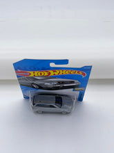 Load image into Gallery viewer, Hot Wheels ‘94 Audi Avant RS2
