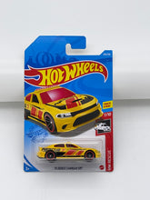 Load image into Gallery viewer, Hot Wheels ‘15 Dodge Charger SRT
