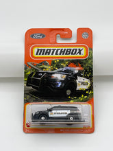 Load image into Gallery viewer, Matchbox ‘16 Ford Interceptor Utility Police
