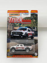 Load image into Gallery viewer, Matchbox ‘17 Ford Skyjacker Super Duty F-350
