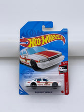 Load image into Gallery viewer, Hot Wheels ‘96 Chevy Impala SS
