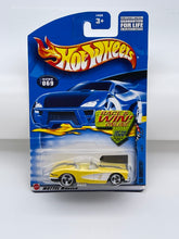 Load image into Gallery viewer, Hot Wheels ‘58 Corvette (Yellow)
