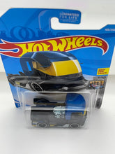 Load image into Gallery viewer, Hot Wheels Rig Heat
