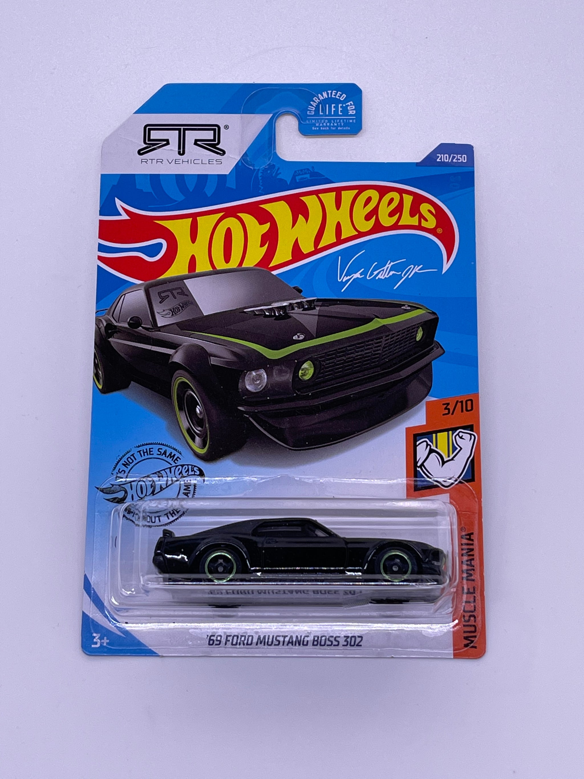 Hot Wheels 69 Ford Mustang Boss 302 Hot Box Cars