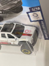 Load image into Gallery viewer, Hot Wheels ‘10 Toyota Tundra (White Tokyo 2020)
