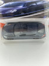 Load image into Gallery viewer, Matchbox ‘10 Porsche Panamera
